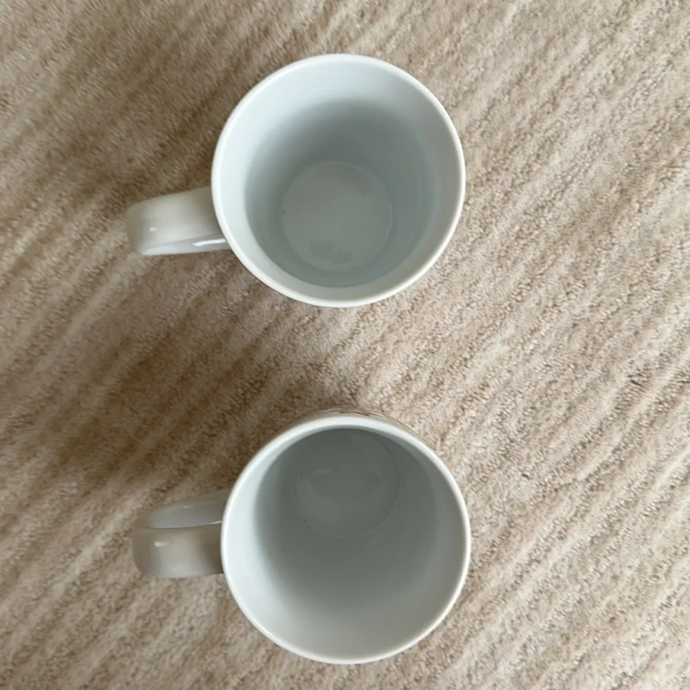 Set of 2 Crate & Barrel GINGERBREAD MAN Skating Snowflakes Coffee Cup Mug 4 1/2